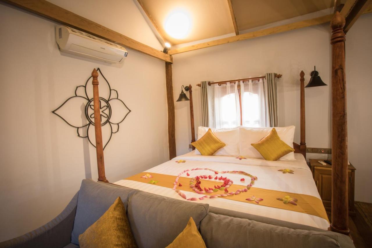 The Wood Family Retreat Hotel Phumi Trapeang Rung Exterior photo